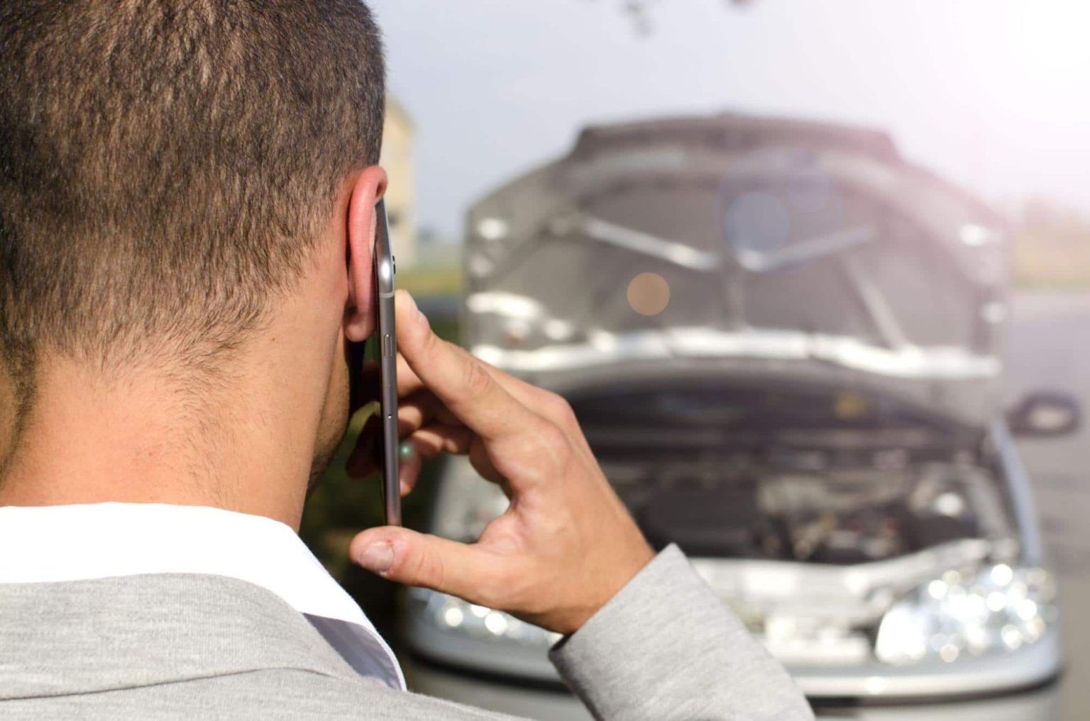Should You Contact Insurance After a Small Accident